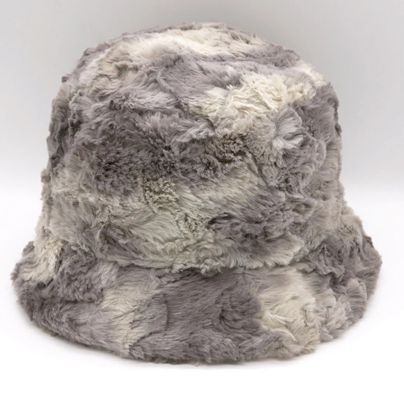 faux fur bucket hat / storets - Picture 1 of 1
